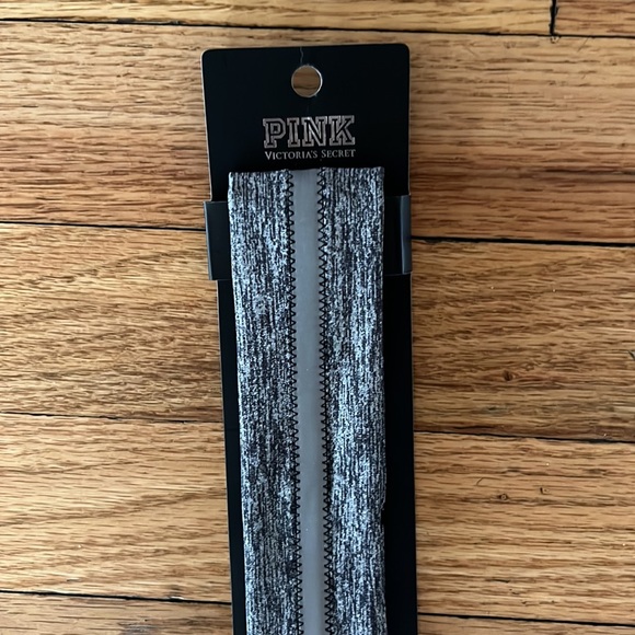 Victoria's Secret Pink Reflective Grey Headband and ultimate headband nwt - Picture 4 of 15